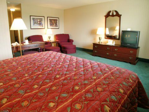 Moberly Inn & Suites Rom bilde